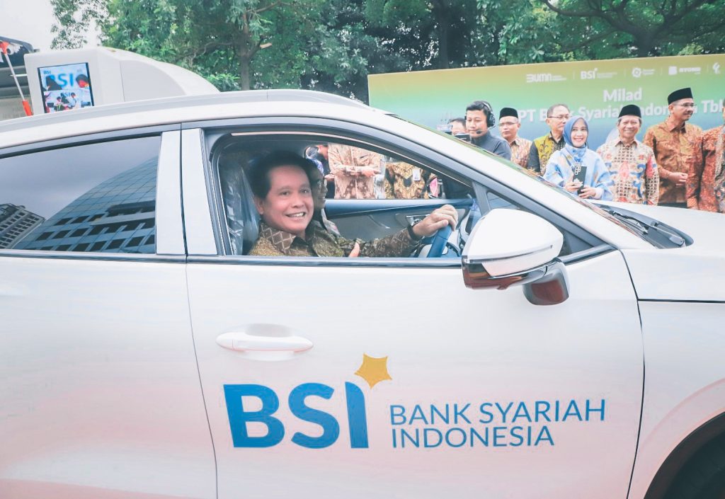 Peran BSI dalam Keberlanjutan: Digital Carbon Tracking dan Kendaraan Listrik pada Milad ke-4