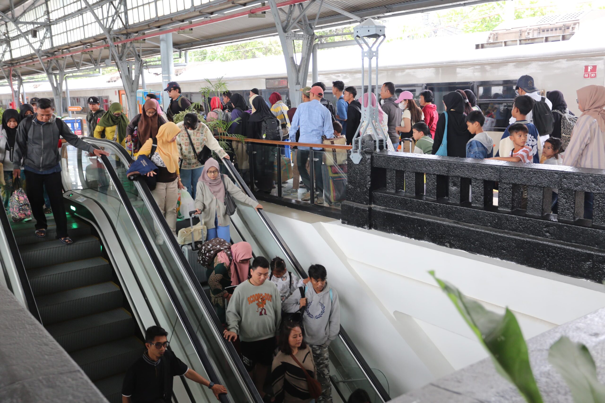 Kereta Api Masih Jadi Pilihan, 689.274 Pemudik Sudah Berangkat