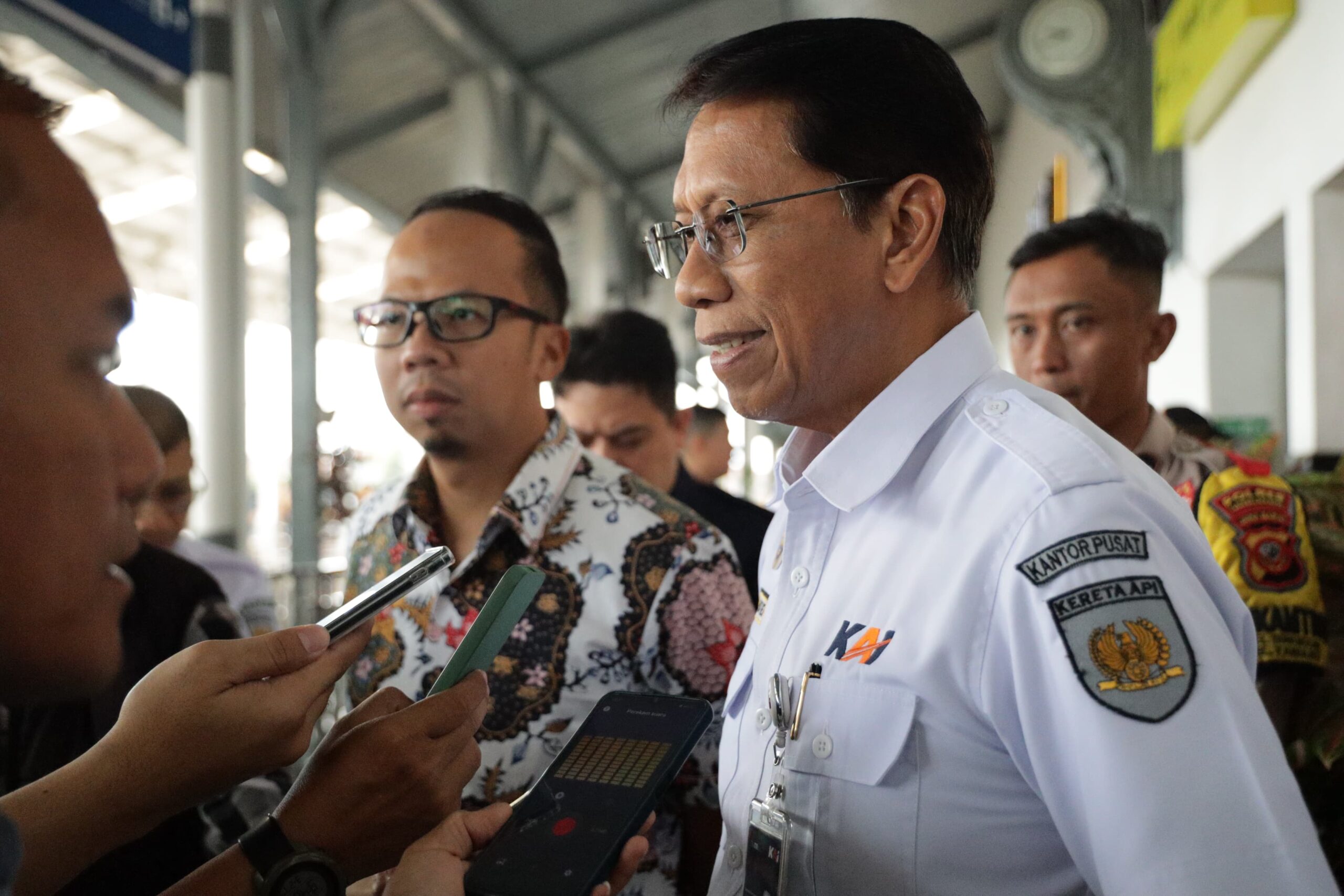 Pastikan Kenyamanan Pemudik, Dirut KAI Tinjau Stasiun Tasikmalaya untuk Angkutan Lebaran