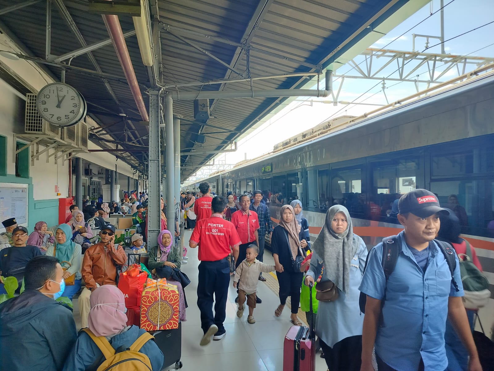 KAI Tutup Masa Angkutan Lebaran 2025 dengan Melayani 4.707.628 Pelanggan