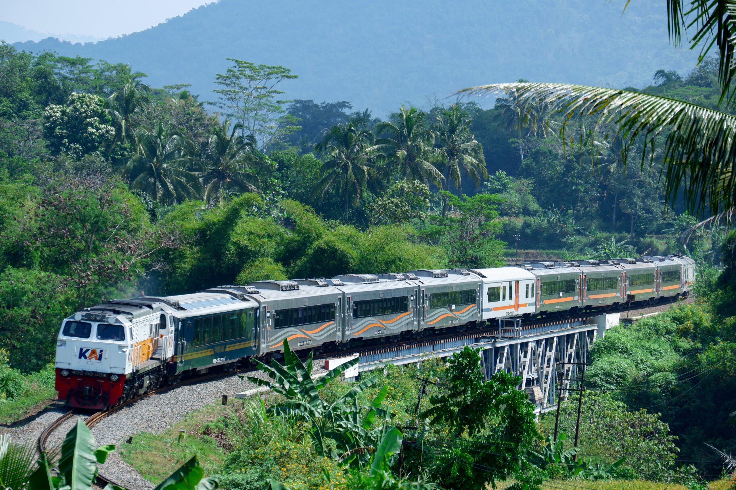 KAI Salurkan Rp8,1 Miliar untuk Program TJSL: Komitmen Nyata pada Pemberdayaan Masyarakat